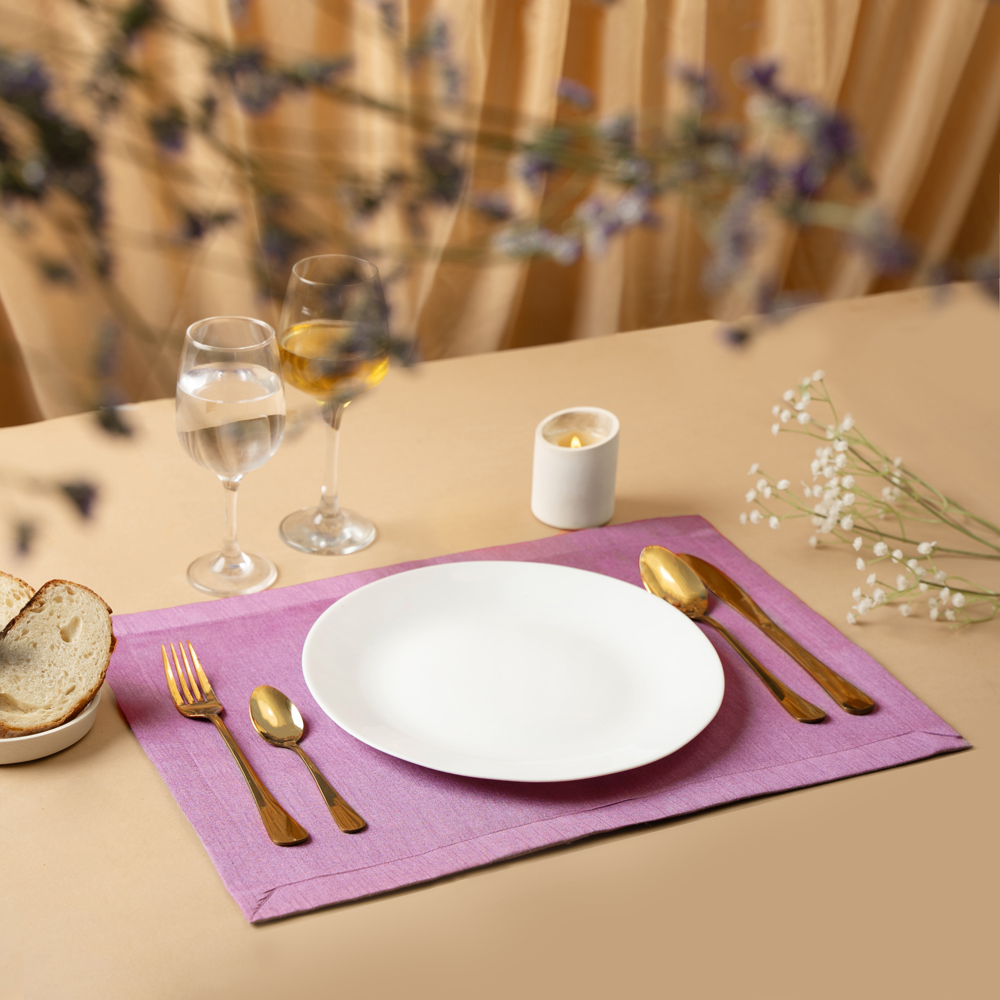 table_runner image